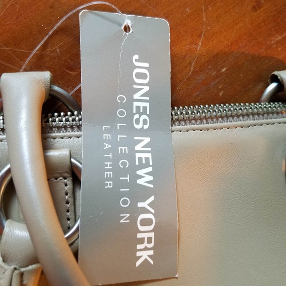 NWT Jones New York Genuine Leather Taupe Purse - Picture 3 of 7